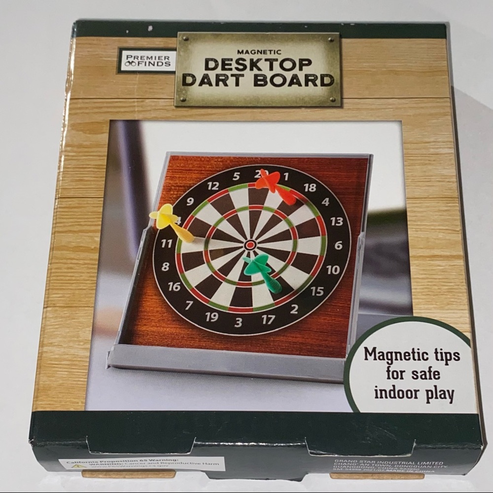 Premier Finds Magnetic Desktop Dart Board for Office Decor/Toy (New)